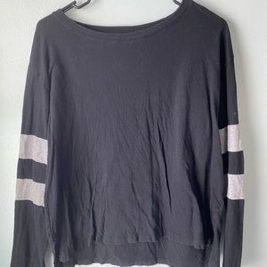 Gap long sleeve shirt, black with gray detail